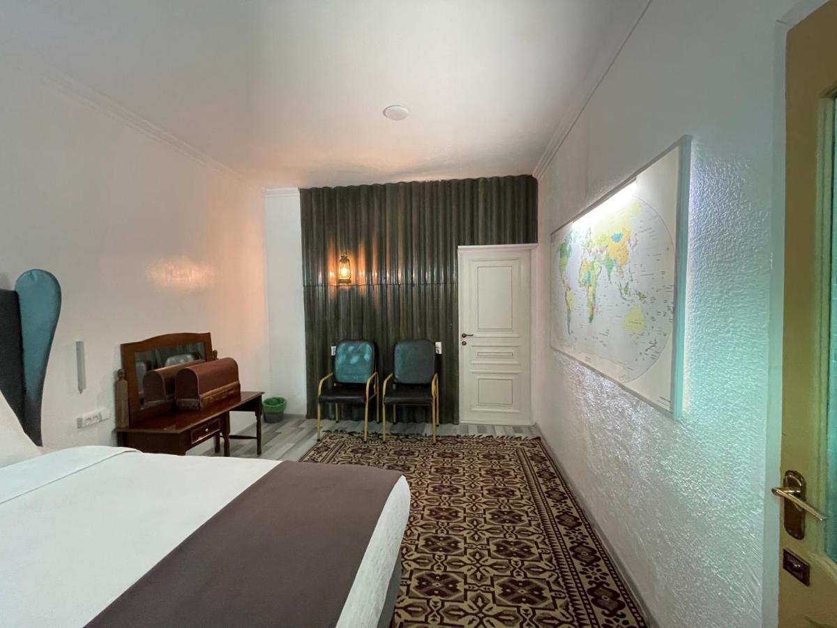 Duet Hostel & Hotel Karakol Ngoại thất bức ảnh
